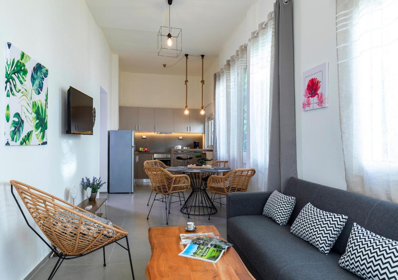 Rose Central Master Bedroom Apartment Rhodes City Exteriör bild